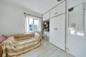 Photo 6- click for photo gallery